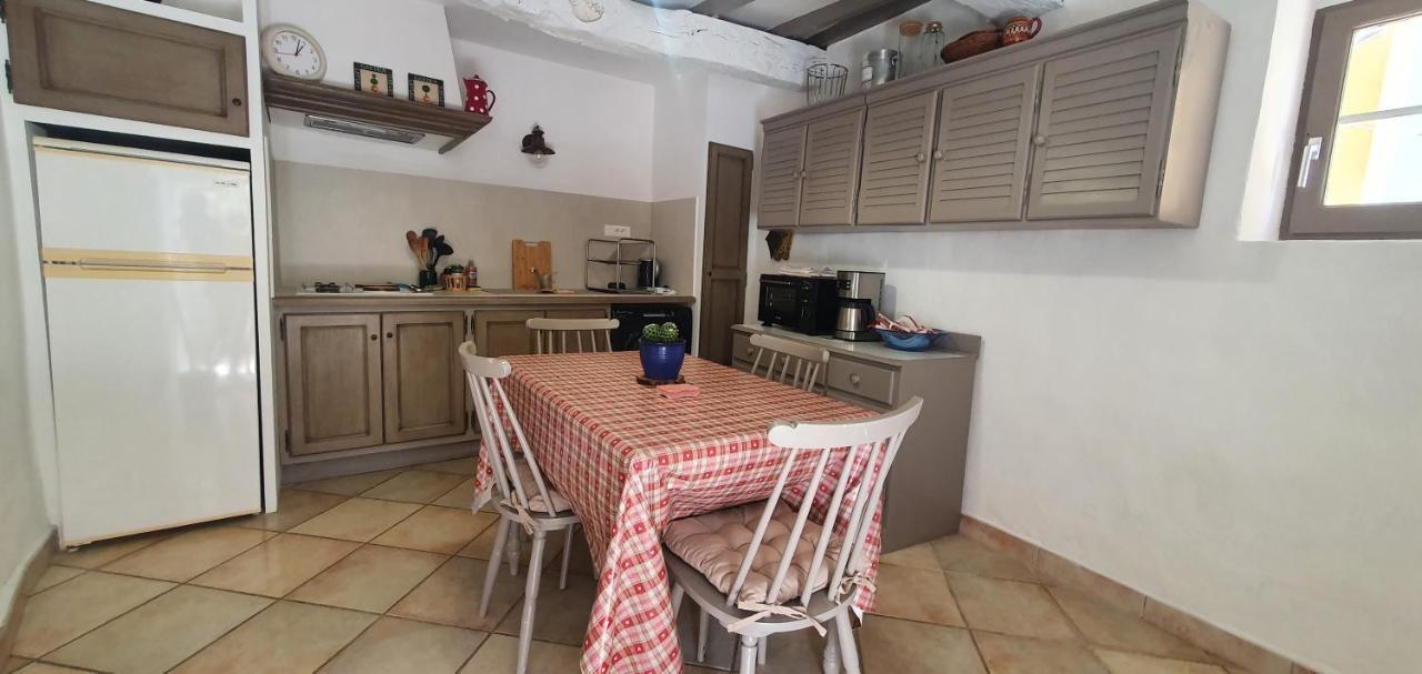 La Carriera, Petite Maison Sud Ventoux, Au Charme Provencal Bédoin Exterior photo